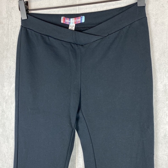 Urban Outfitters crossover flare - Picture 2 of 7